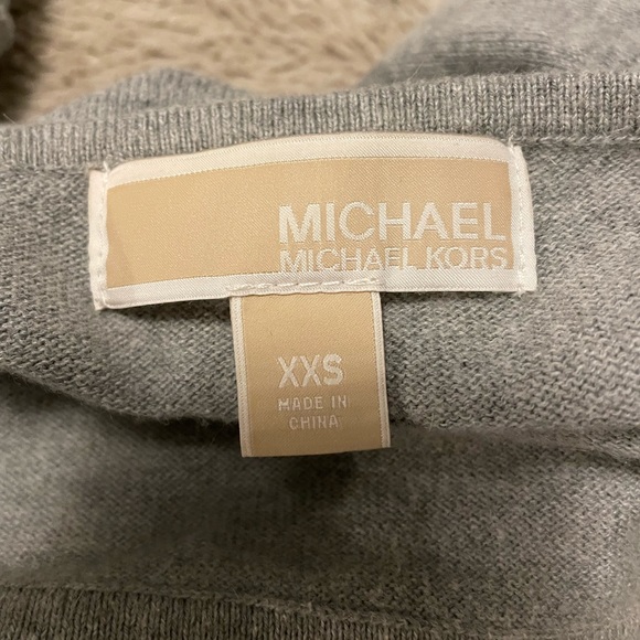 Michael Kors grey XXS fringe top - Picture 2 of 2